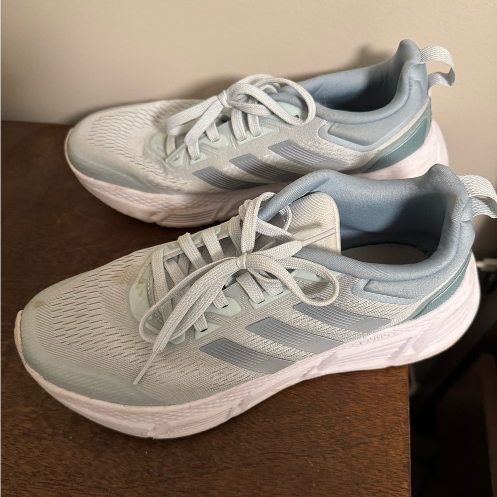 adidas Women's Light Gray and Light Blue Running Sneakers - Picture 3 of 9